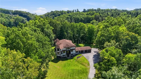 $799,900 | 307 Fisher Road, Perinton, NY 14534