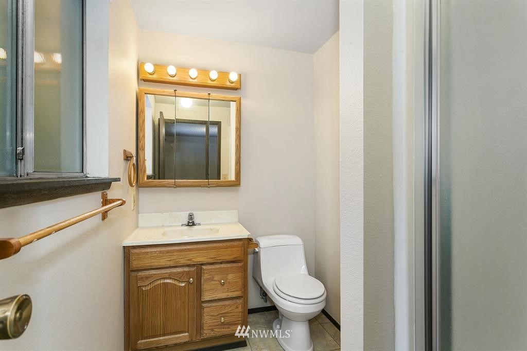 4630 Arvick Road Southeast Port Orchard, WA 98366 - Photo 9 of 19 Gallery Image 9