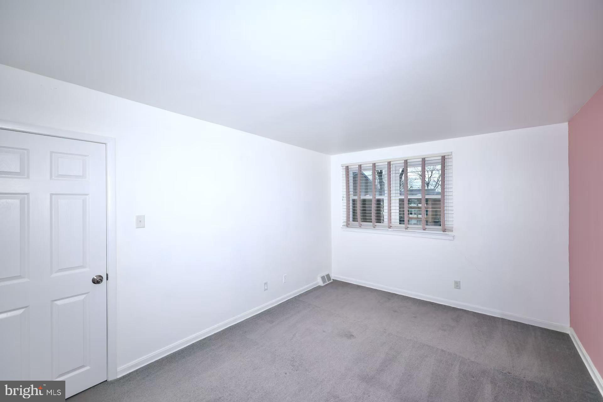 11850 Basile Road Philadelphia, PA 19154 - Photo 22 of 31 a view of a livingroom with an empty space and window