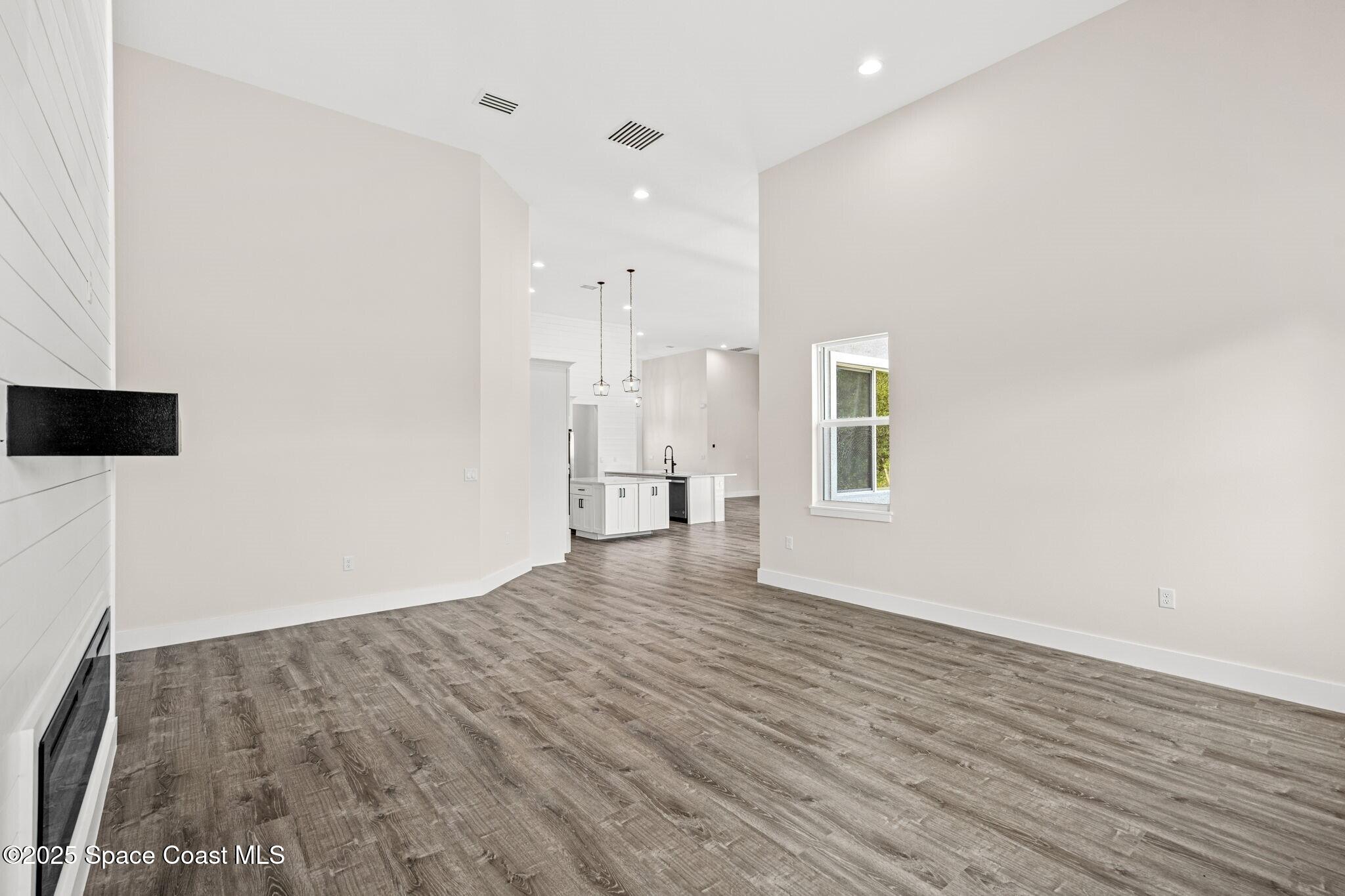 278 Stallion Street Palm Bay, FL 32909 - Photo 21 of 42 021_24webormlsDSC00055