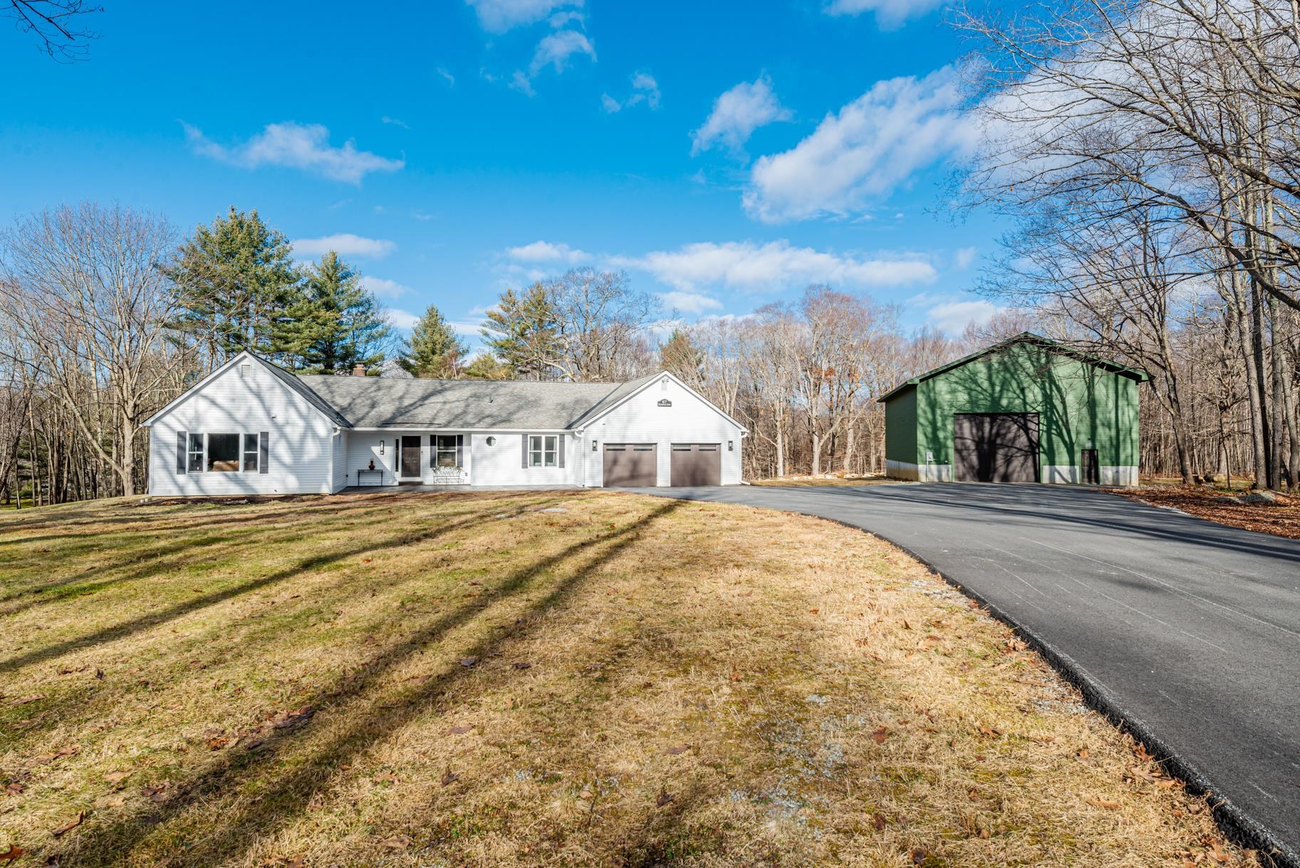 67 Coventry Lane Manchester, VT 05255 - Photo 1 of 40 Gallery Image 1
