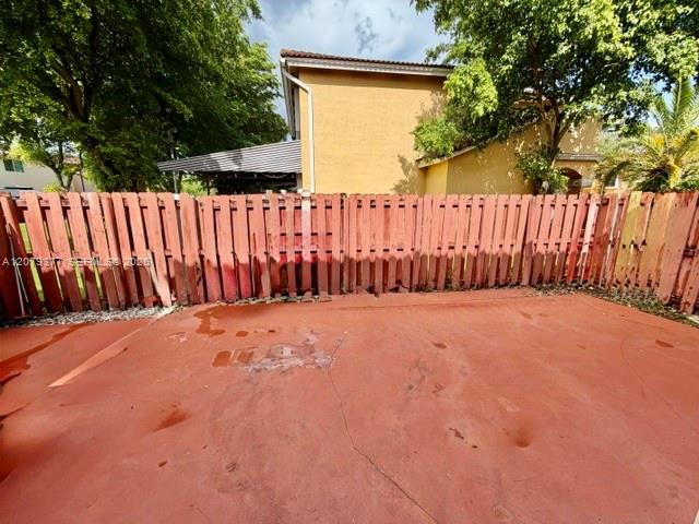 8694 Southwest 159th Path Miami, FL 33193 - Photo 12 of 27 Gallery Image 12