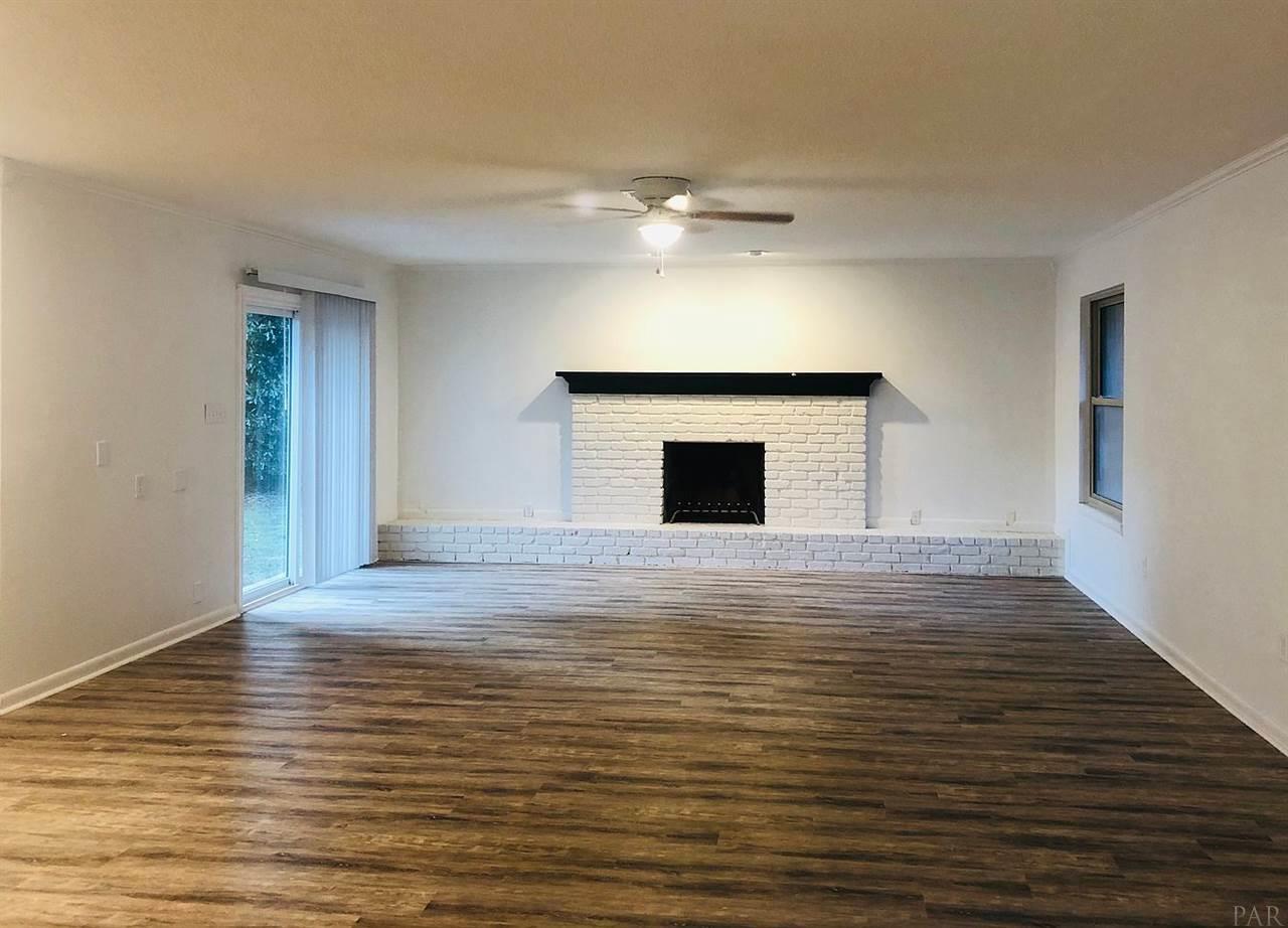 3555 Dunfries Road Pensacola, FL 32503 - Photo 8 of 23 Gallery Image 8