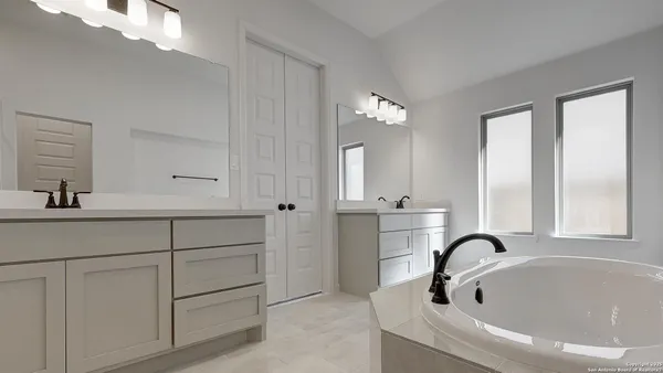 $474,900 | 356 Haby Hollow, San Antonio, TX 78253