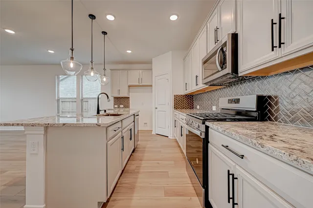 $2,195 | 1308 Tan Gable Lane, Katy, TX 77493