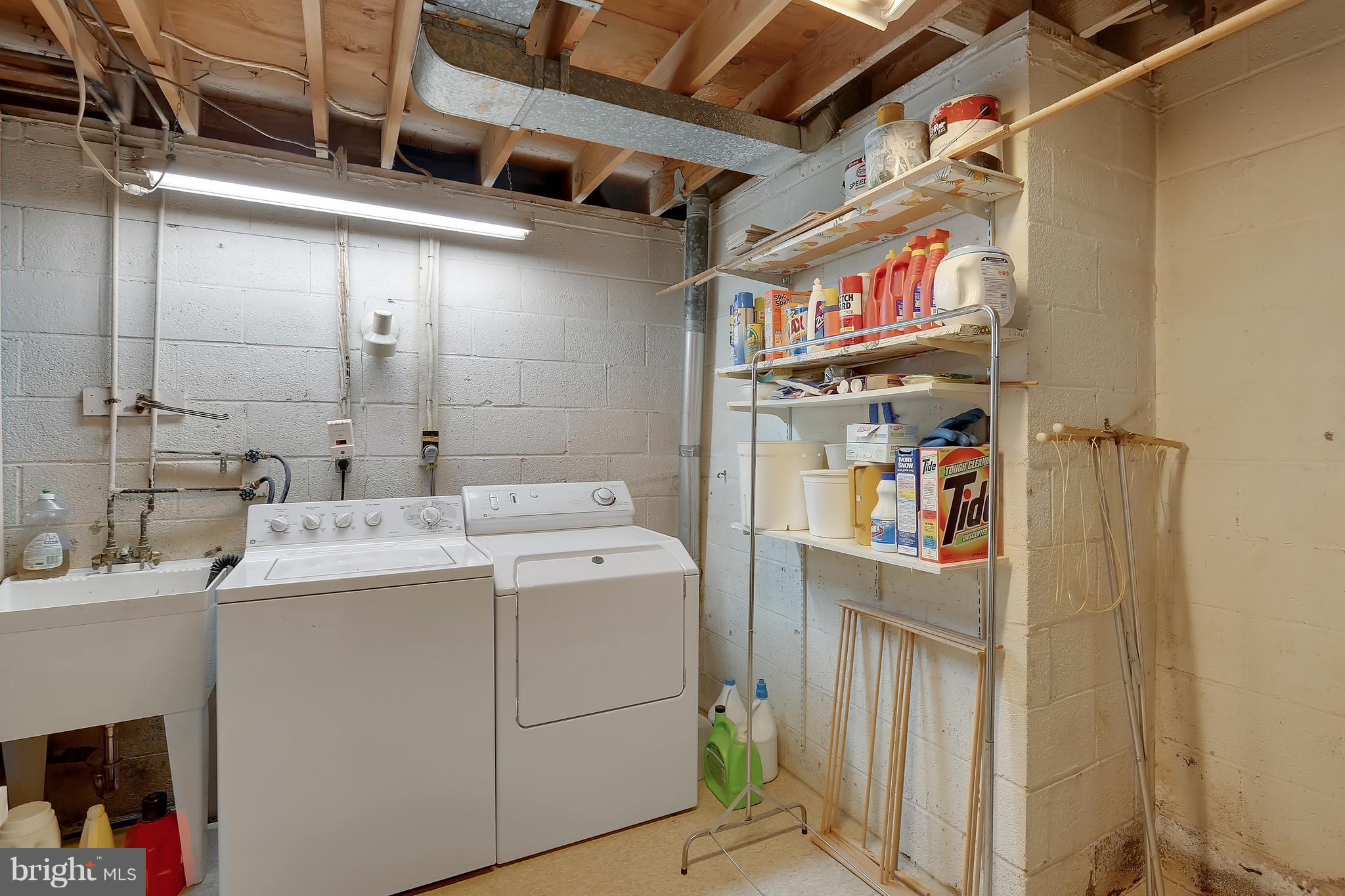 11501 Monticello Avenue Silver Spring, MD 20902 - Photo 26 of 30 Laundry