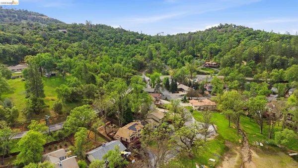 $699,000 | 20575 Lori Lane, Sonora, CA 95370