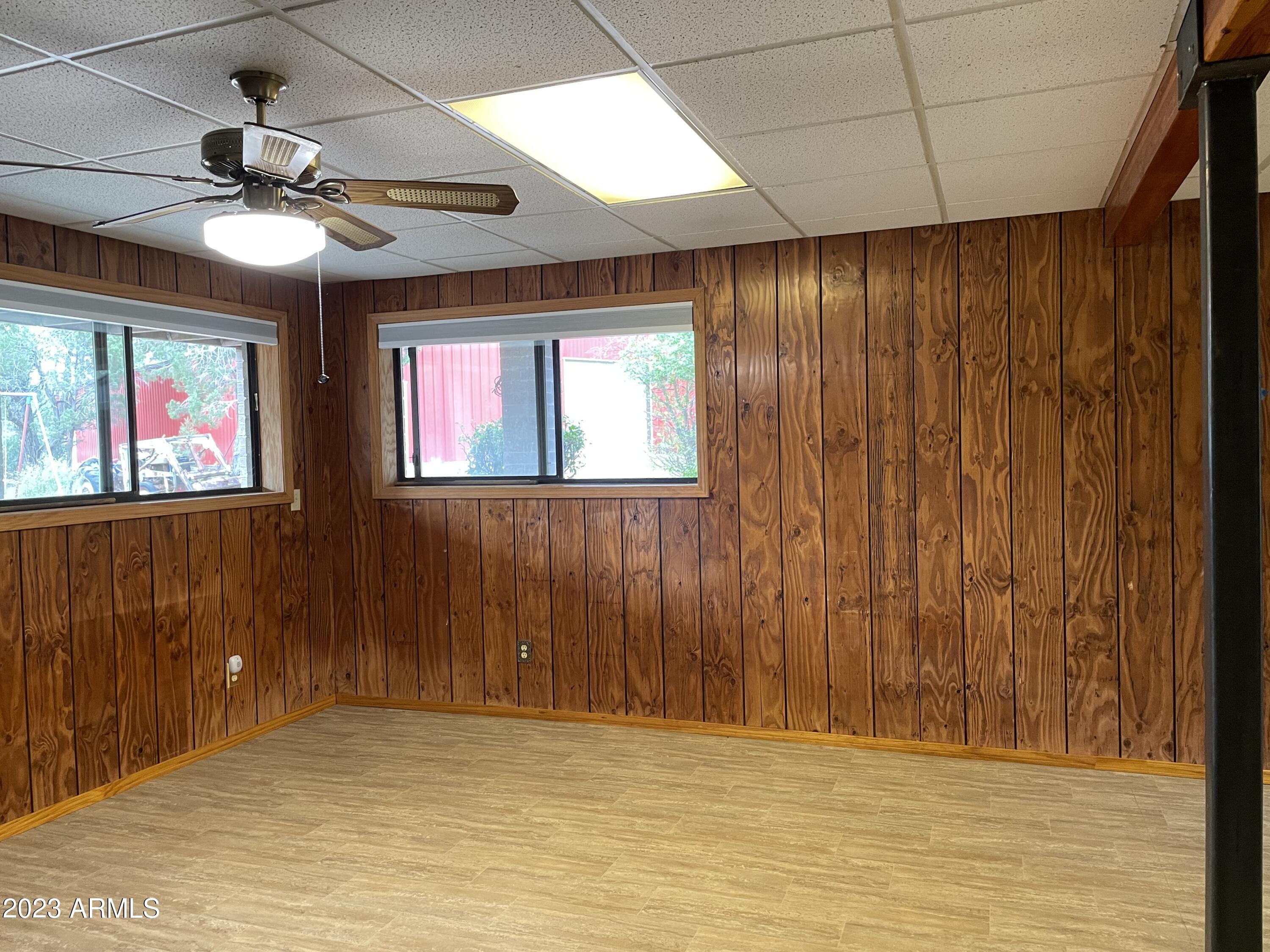 200 West Round Valley Road Payson, AZ 85541 - Photo 8 of 11 living rm