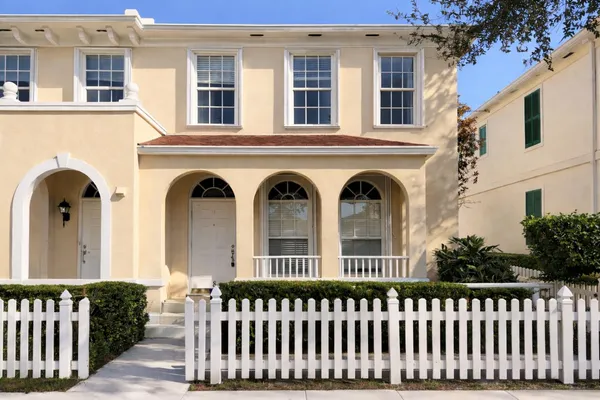 $3,900 | 181 Waterford Drive, Jupiter, FL 33458