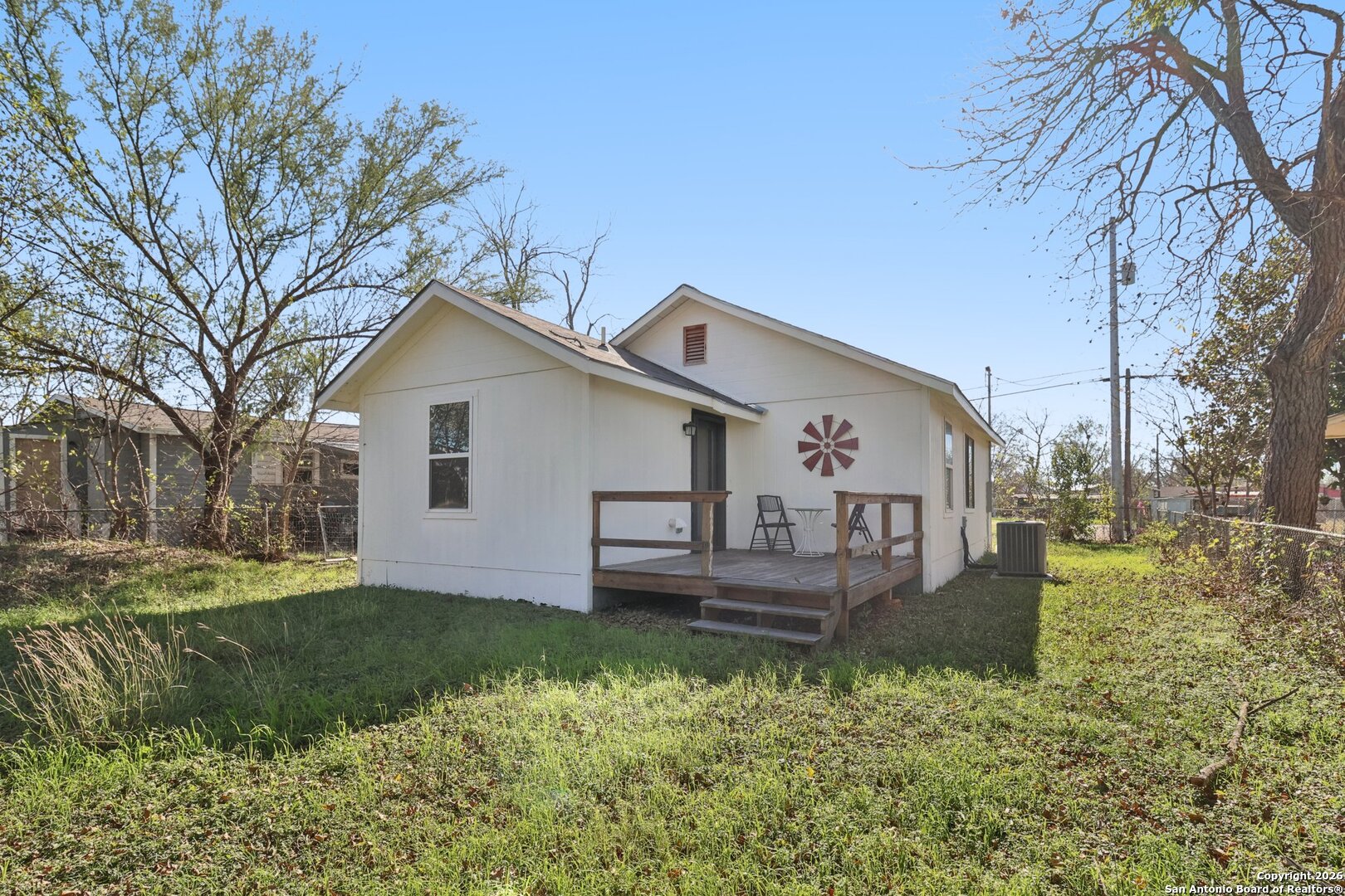 404 Harper Street Seguin, TX 78155 - Photo 30 of 34