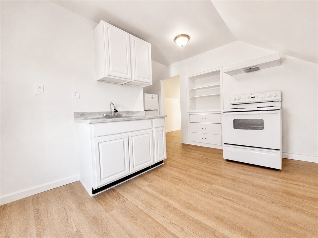 15 May Street Worcester, MA 01610 - Photo 15 of 20
