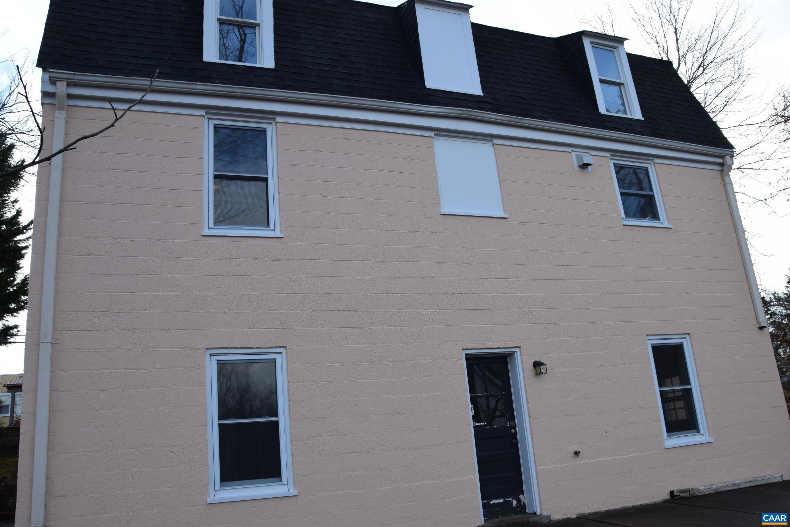 107 Harris Road, Unit B Charlottesville, VA 22903 - Photo 3 of 14