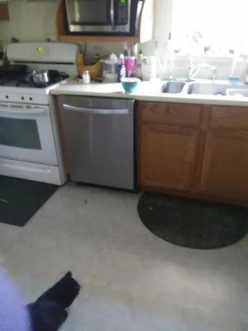 a front view of house with yard