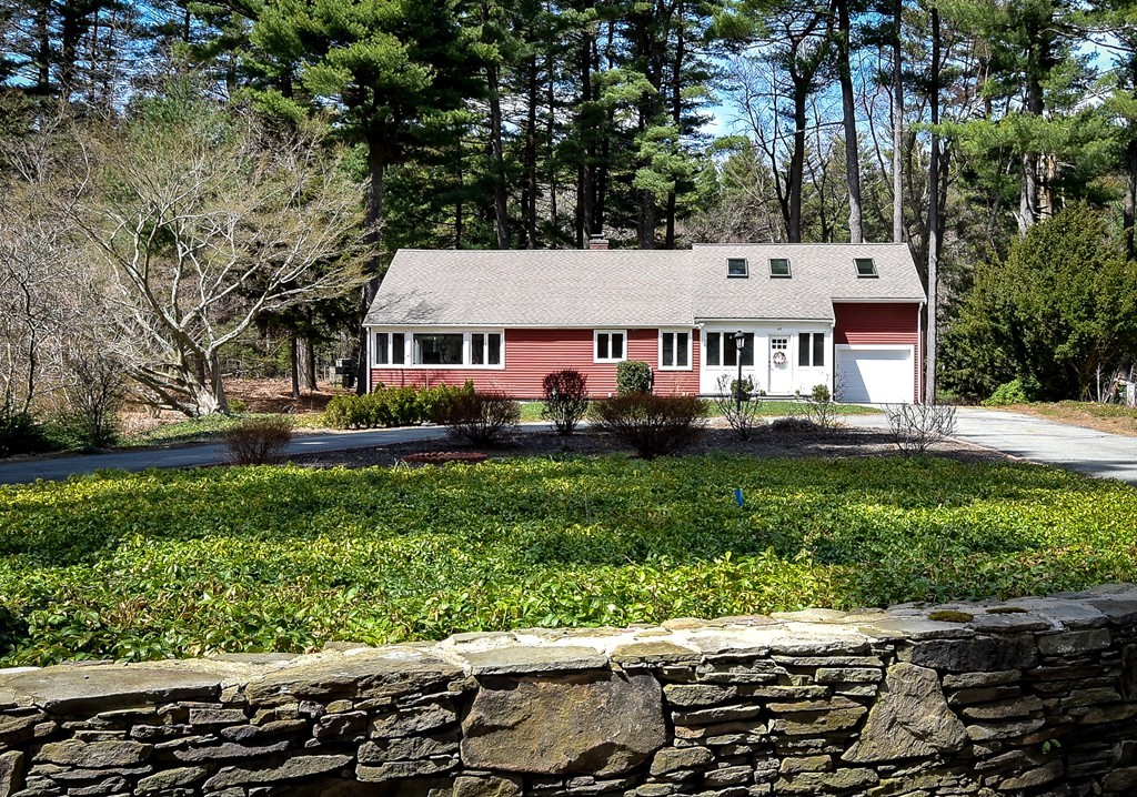 45 Oak Knoll Road Natick, MA 01760 - Photo 1 of 29 Gallery Image 1