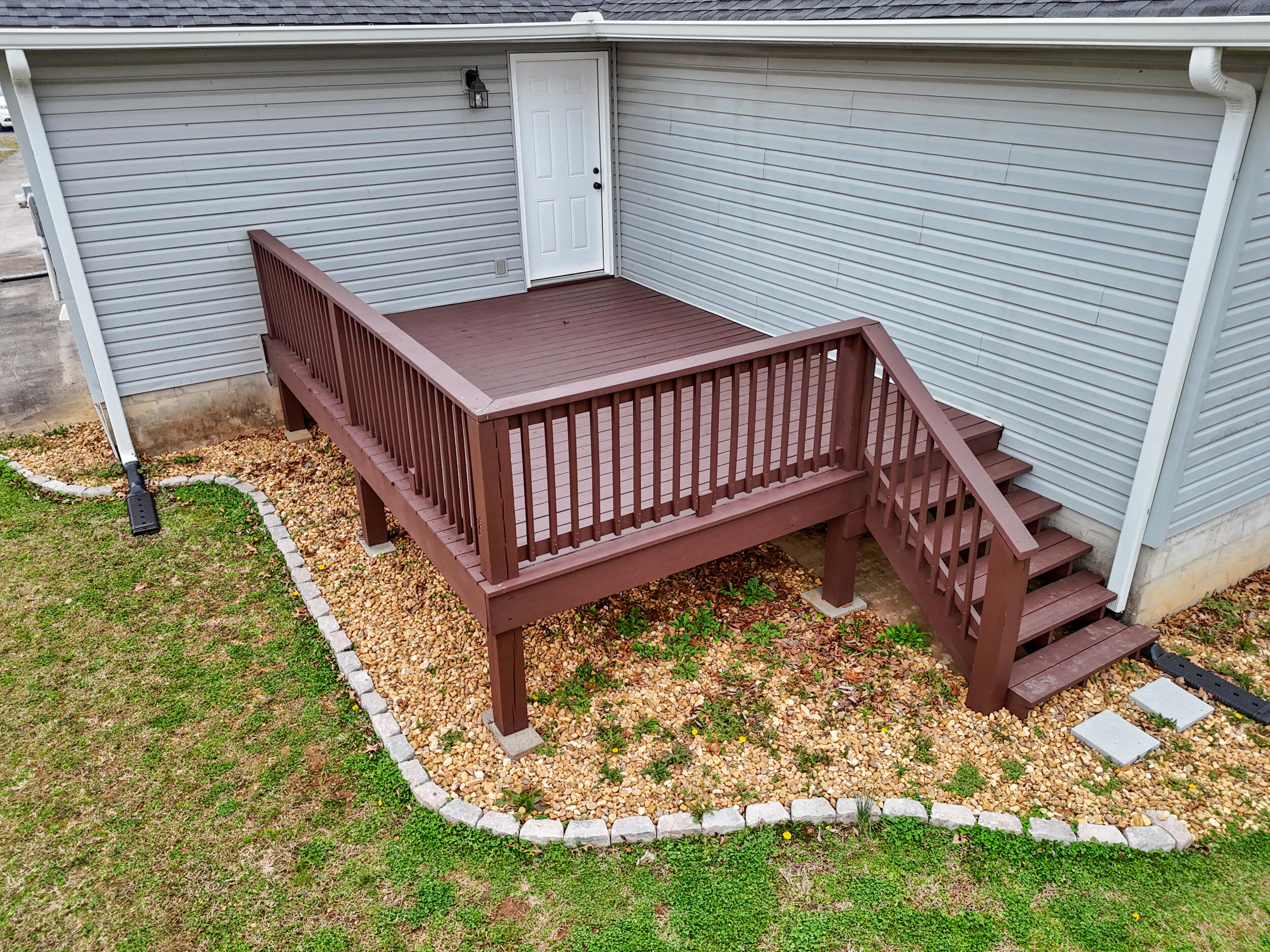 797 Kings Row Cohutta, GA 30710 - Photo 21 of 31 New Back Deck