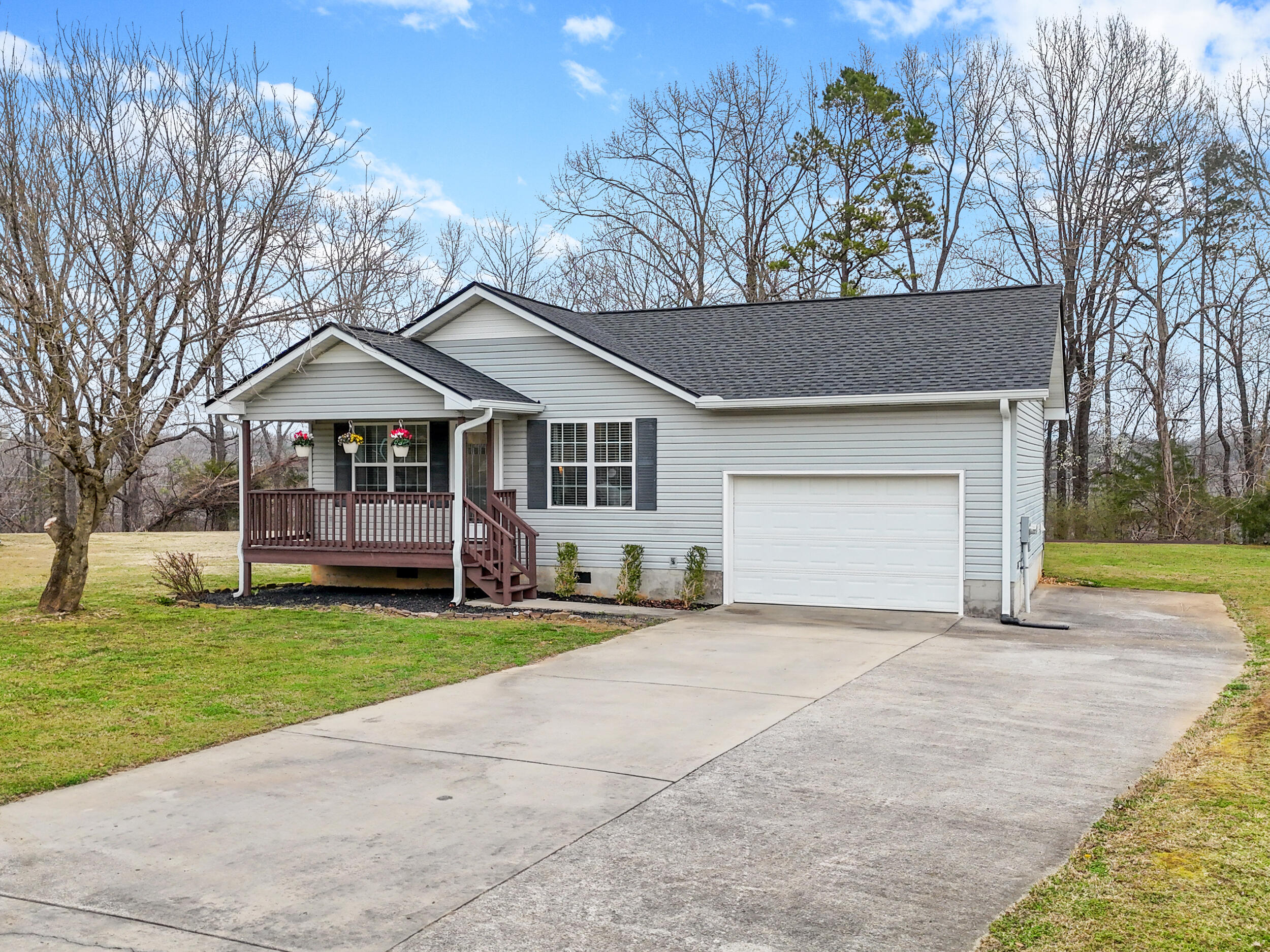 797 Kings Row Cohutta, GA 30710 - Photo 23 of 31 Front View
