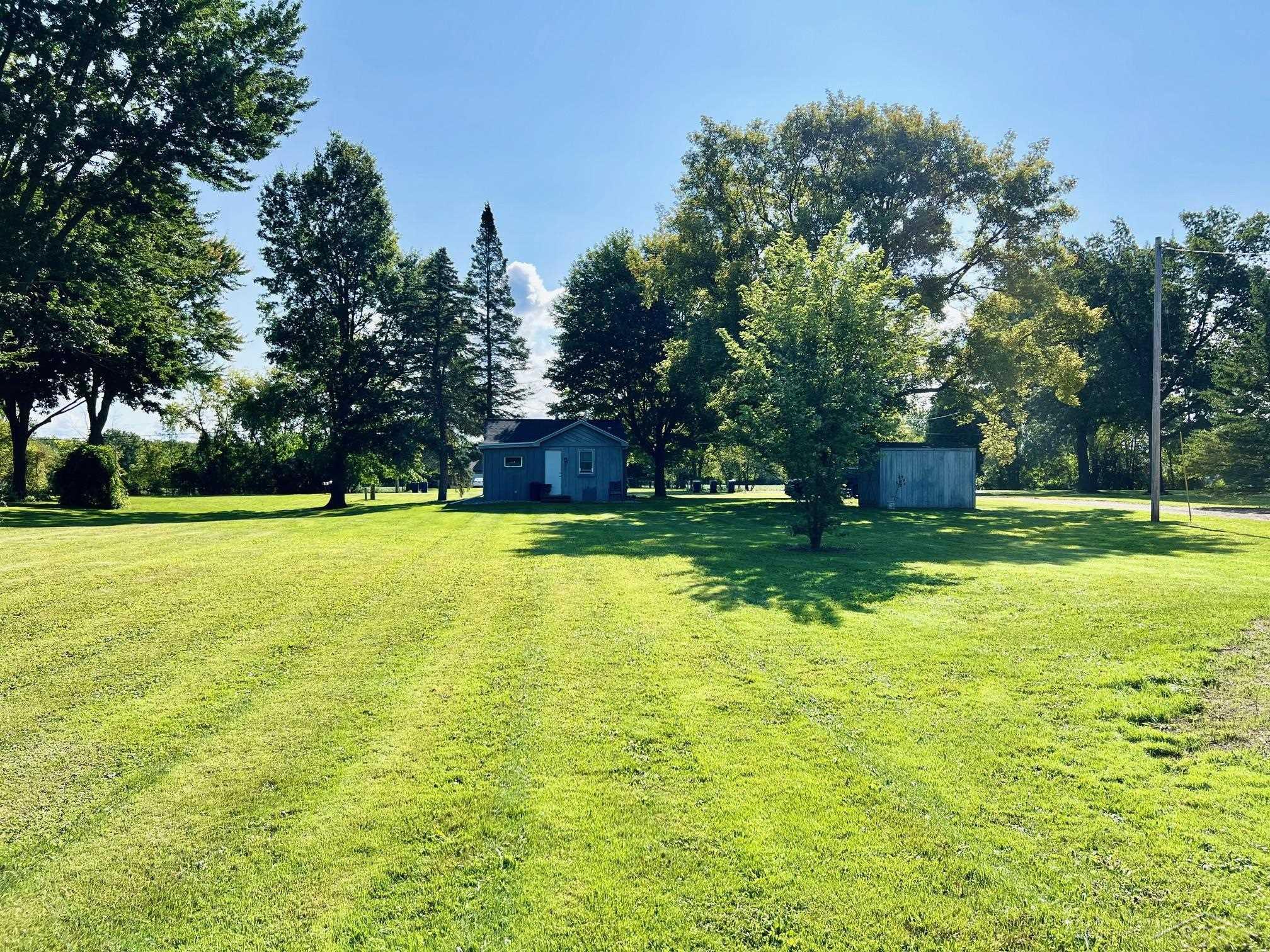 3675 Hackett Road Saginaw, MI 48603 - Photo 25 of 31 50167217-A5D8DA95-DB5F-4B75-991D-6230659D15EF.JPG