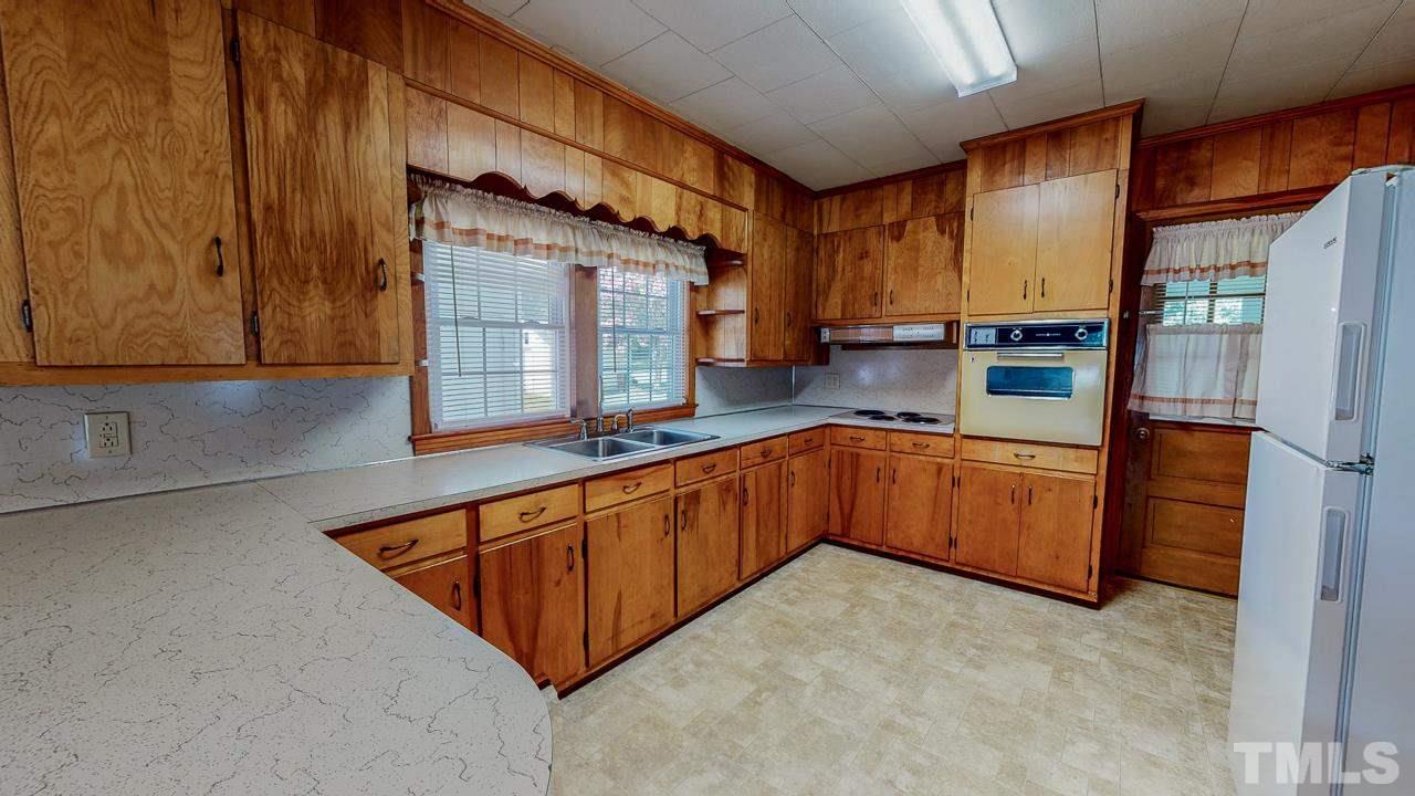 3510 Durham Road Roxboro, NC 27573 - Photo 4 of 27