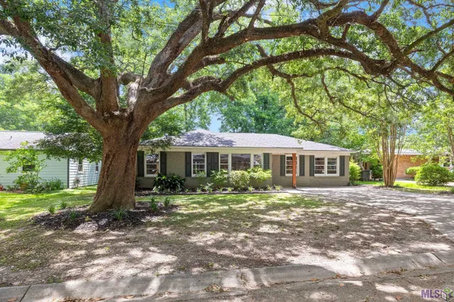 $330,000 | 331 South Fairfax Drive, Baton Rouge, LA 70806