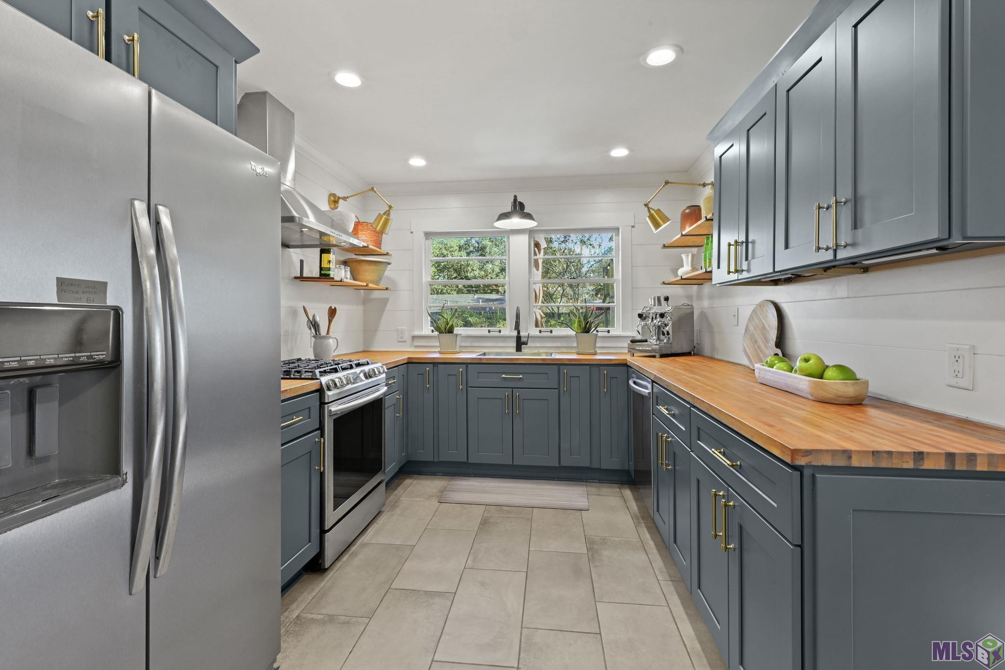 331 South Fairfax Drive Baton Rouge, LA 70806 - Photo 7 of 21