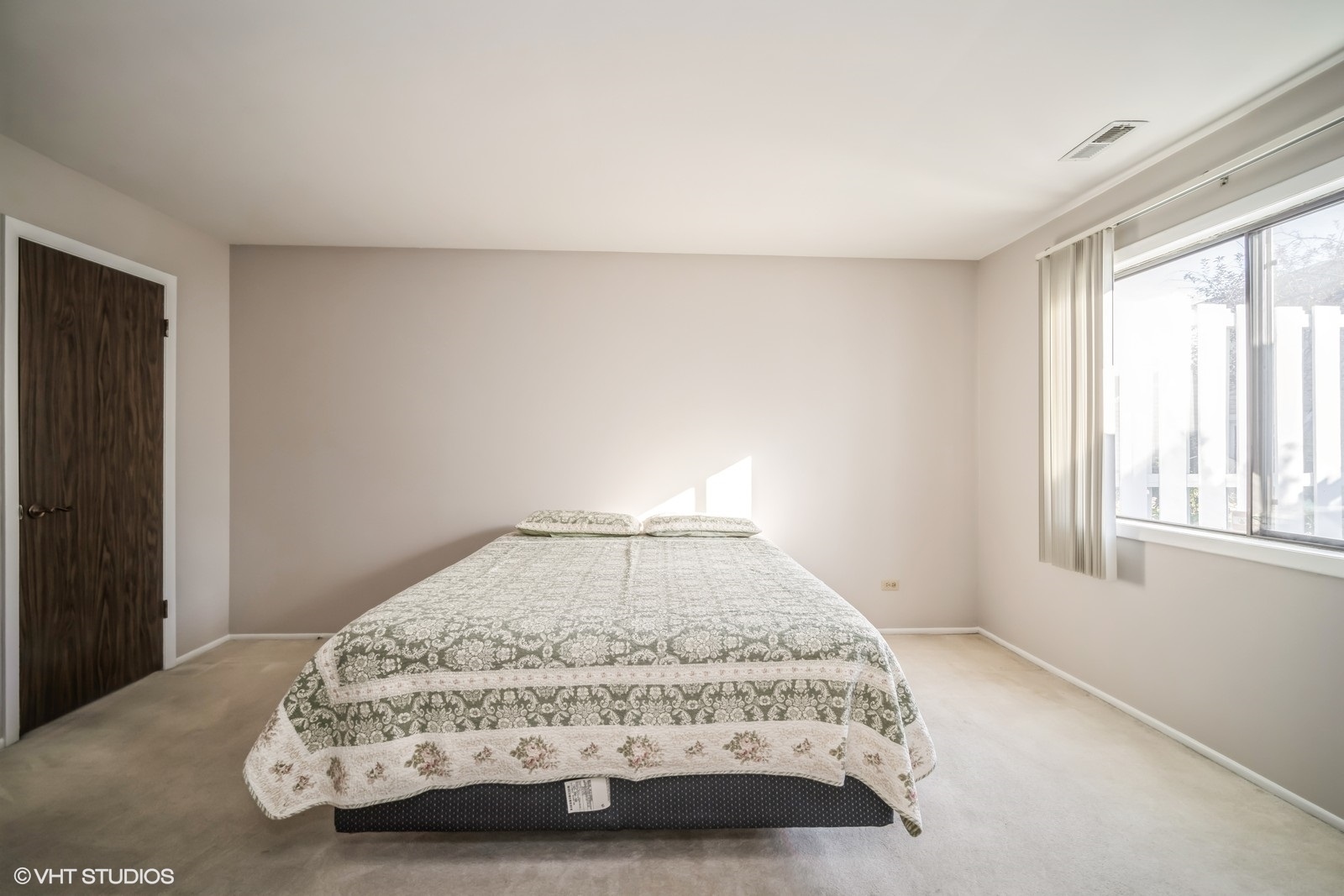 793 Barnaby Place Wheeling, IL 60090 - Photo 8 of 10 a bedroom with a bed and window