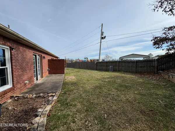 $2,100 | 103 Pinewood Drive, Lenoir City, TN 37771