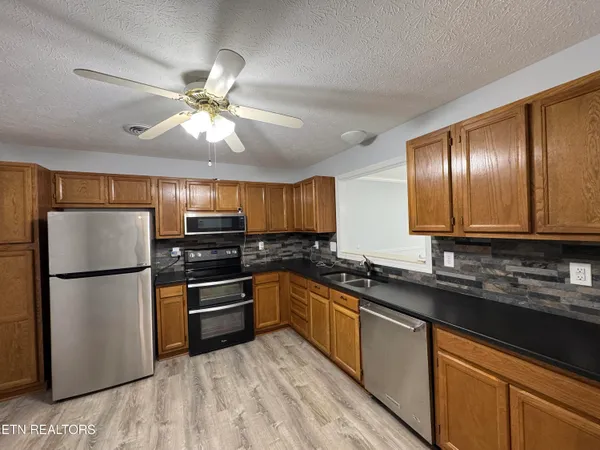 $2,100 | 103 Pinewood Drive, Lenoir City, TN 37771