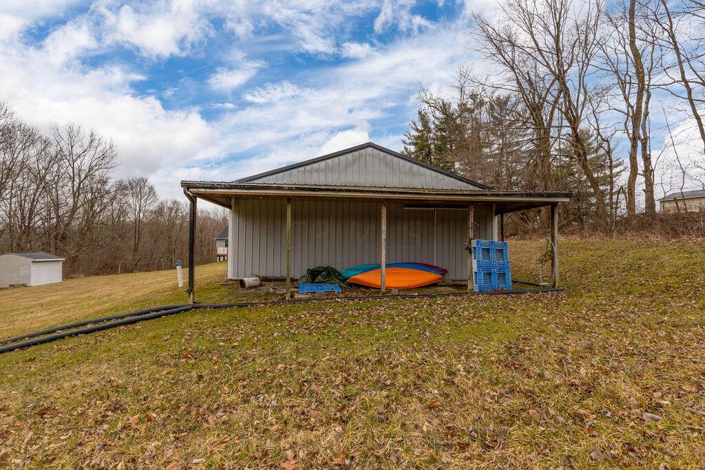 4085 Gratiot Road Southeast Newark, OH 43056 - Photo 14 of 41 4085GratiotRd.-Exterior-16