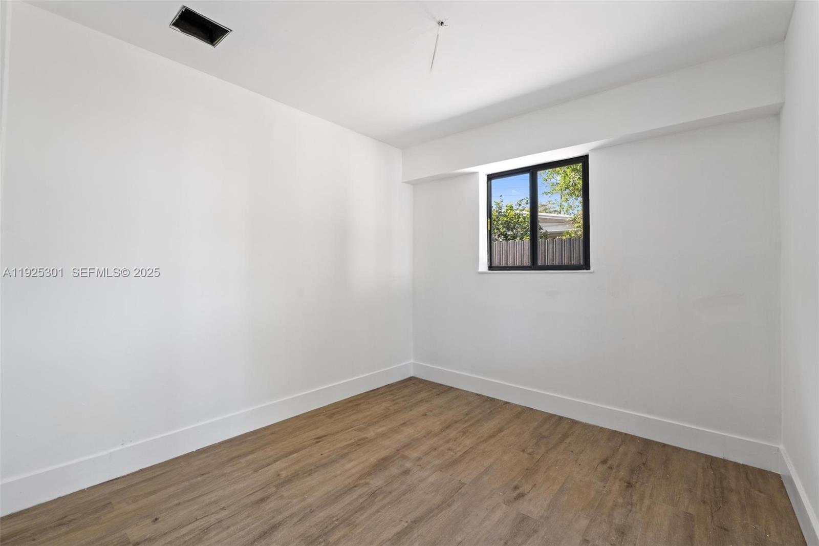 3 Ronald Road West Park, FL 33023 - Photo 10 of 34