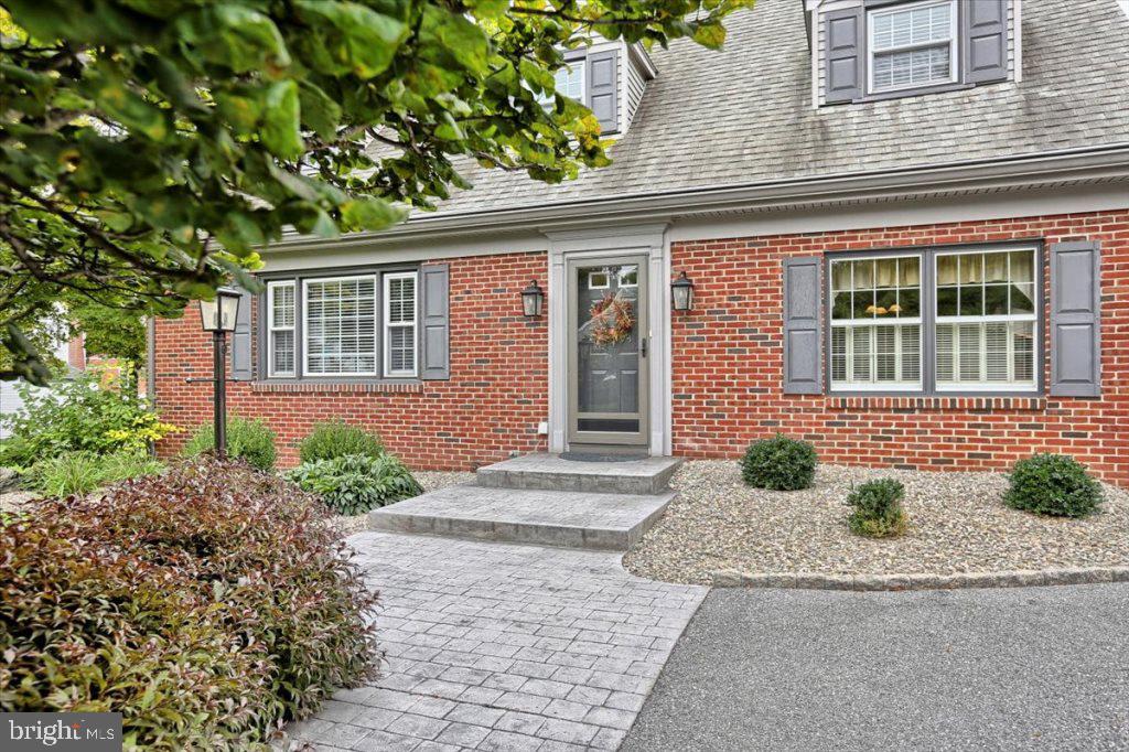 2310 Wicklyn Road Lancaster, PA 17601 - Photo 3 of 35 Gallery Image 3