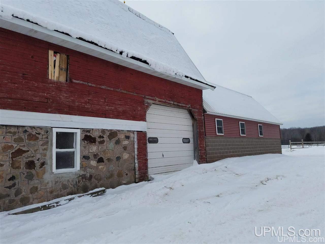 14211 North Stateline Road Hurley, WI 54534 - Photo 29 of 50