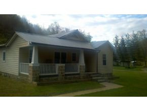 10525 Right Fork Road Pound, VA 24279 - Photo 1 of 6 Front View