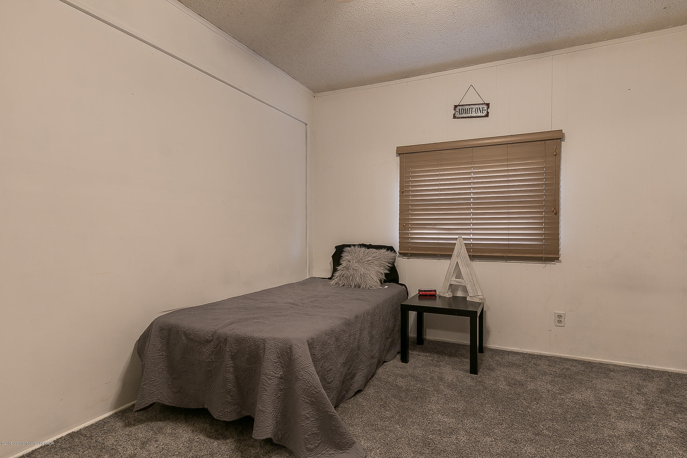 5103 Crockett Street Amarillo, TX 79110 - Photo 12 of 17 012_Bedroom 3