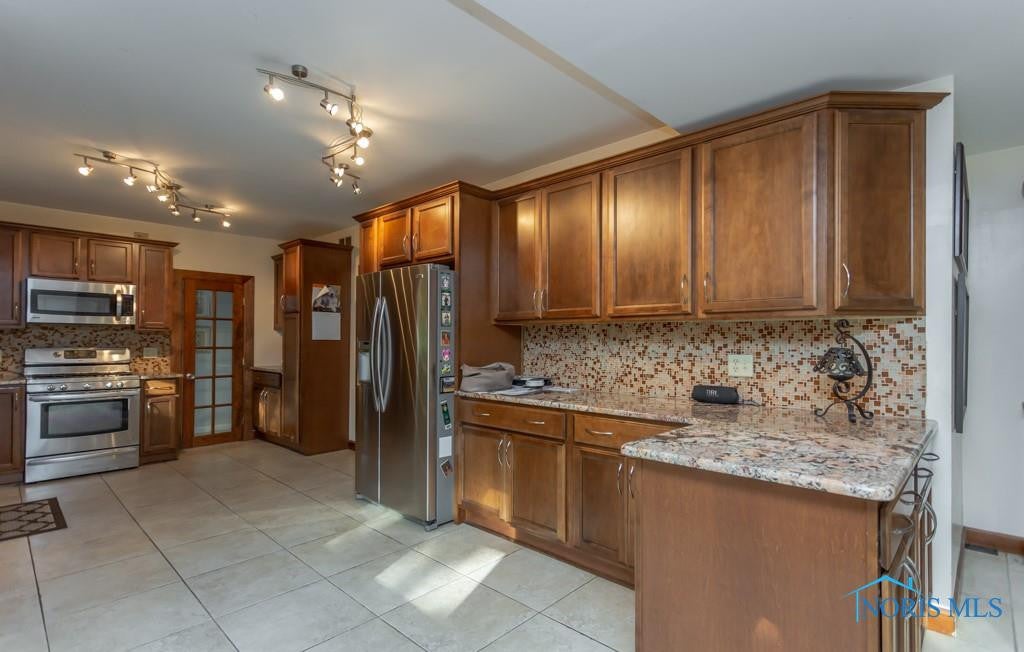 5558 Pickle Road Oregon, OH 43616 - Photo 15 of 50 Gallery Image 15