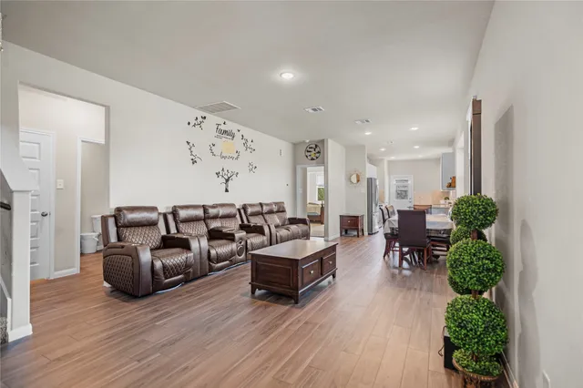 $285,000 | 402 Moose Run, Huntsville, TX 77320