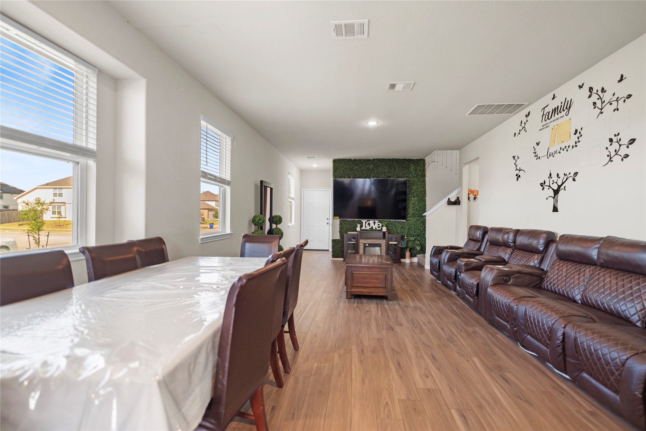 402 Moose Run Huntsville, TX 77320 - Photo 6 of 33