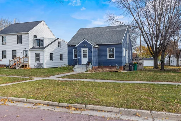 $50,000 | 912 Rowland Street, Tracy, MN 56175