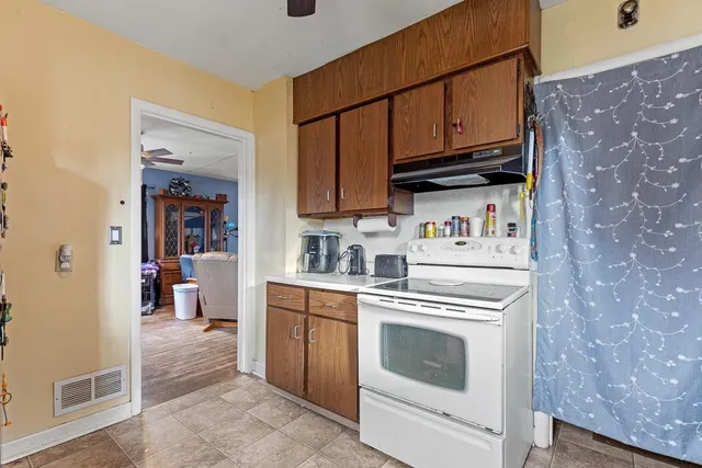 $47,500 | 912 Rowland Street, Tracy, MN 56175