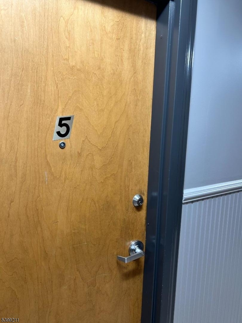 111 Anderson Avenue, Unit 5 Fairview, NJ 07022 - Photo 13 of 13