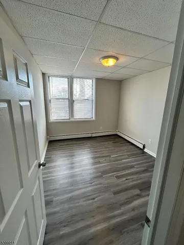 $1,700 | 111 Anderson Avenue, Unit 5, Fairview, NJ 07022