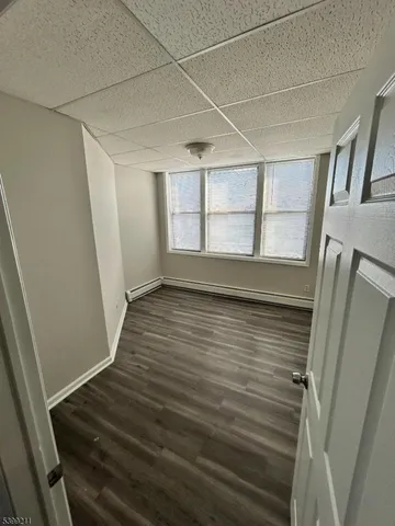 $1,700 | 111 Anderson Avenue, Unit 5, Fairview, NJ 07022