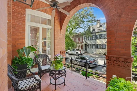 $999,000 | 316 East Charlton Street, Savannah, GA 31401