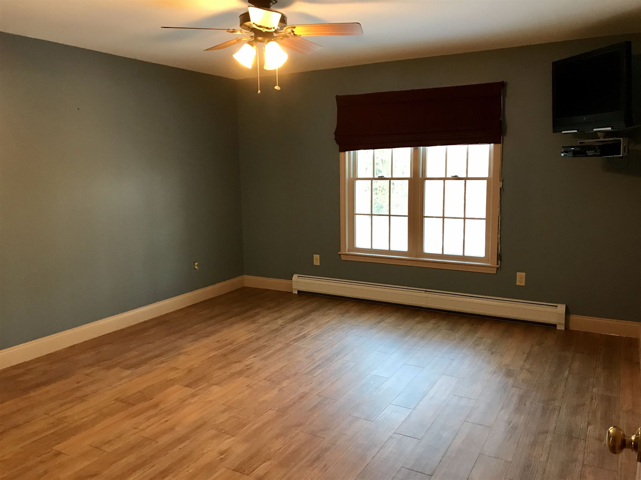 54 Flanders Road Warner, NH 03278 - Photo 3 of 40