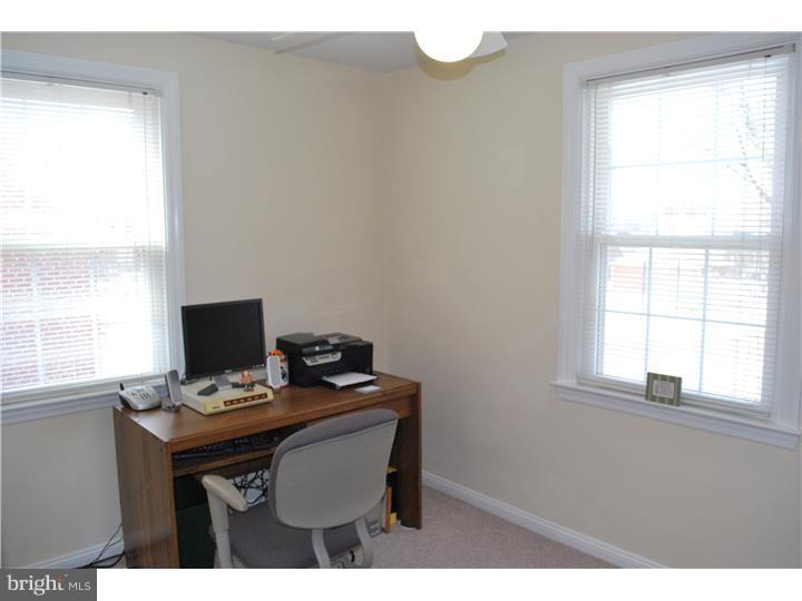 327 Kent Road Springfield, PA 19064 - Photo 14 of 25 Bedroom 2