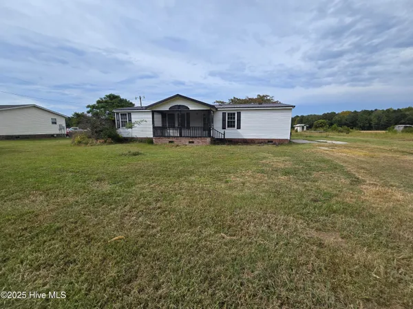 $100,000 | 12067 Highway 32, Roper, NC 27970