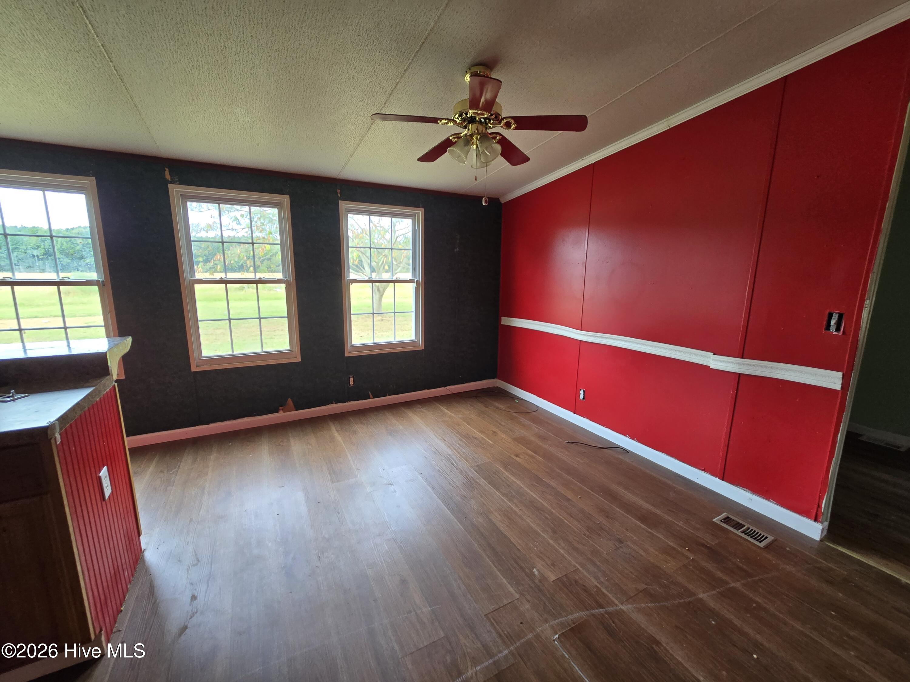 12067 Highway 32 Roper, NC 27970 - Photo 6 of 19 Dining Area