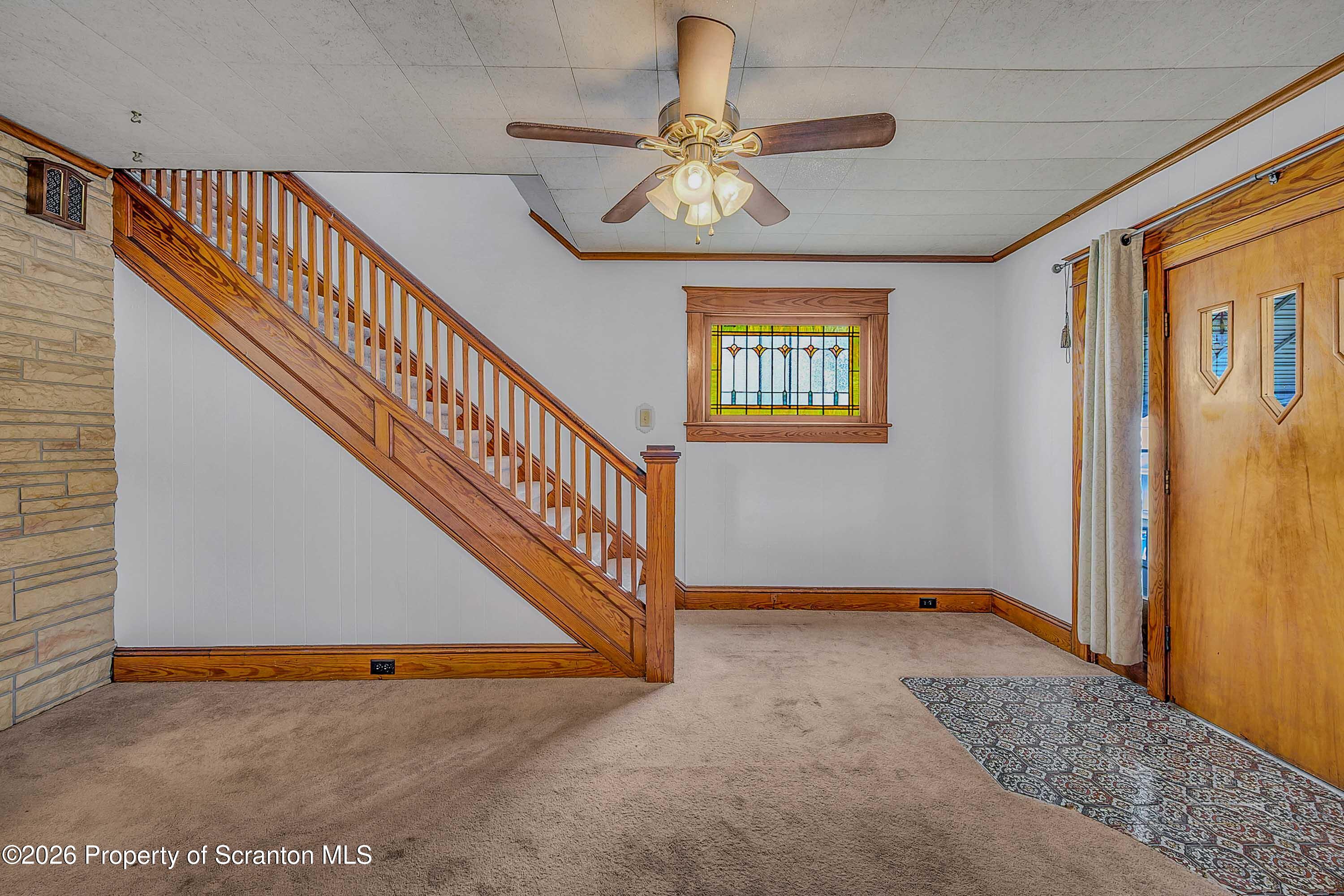 1425 Church Avenue Scranton, PA 18508 - Photo 6 of 21 a view of an entryway