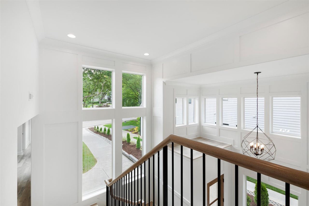 2721 1/2 St Marys Street Raleigh, NC 27609 - Photo 6 of 30 Lots of light