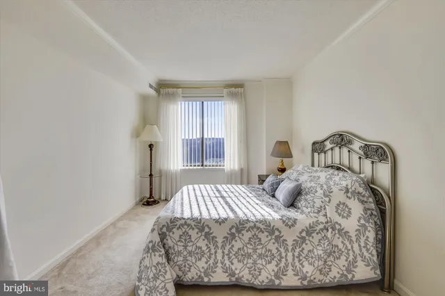 $450,000 | 19385 Cypress Ridge Terrace, Unit 920, Leesburg, VA 20176