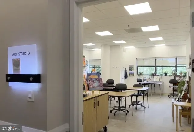 $450,000 | 19385 Cypress Ridge Terrace, Unit 920, Leesburg, VA 20176